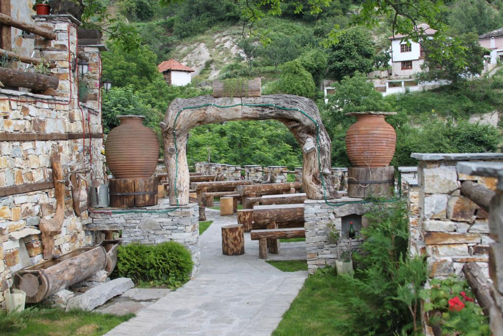 Шапкова Къща Hotel Delchevo Bagian luar foto